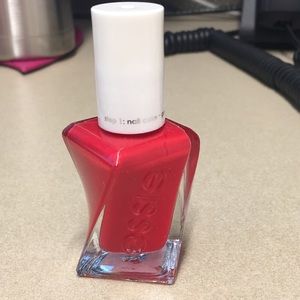 Essie Gel Couture No Light Polish